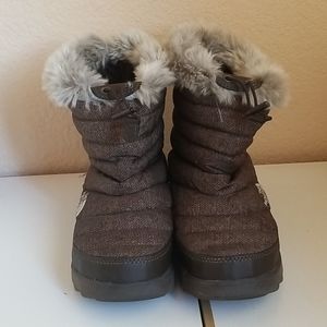 Winter boots
